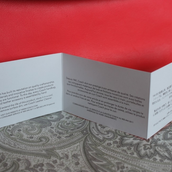 Coach iPad case - Picture 6 of 7